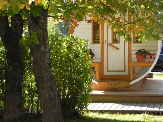 ห้องซาวน่ากลางแจ้งแบบแห้งฟินแลนด์ Cedar Garden Wood Barrel ห้องอบไอน้ำแบบดั้งเดิม